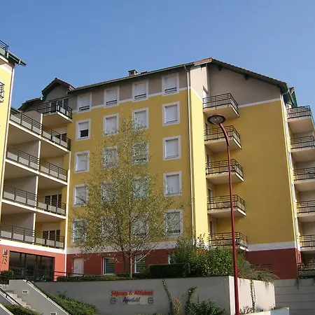 Aparthotel Sejours & Affaires Geneve Genis Saint-Genis-Pouilly